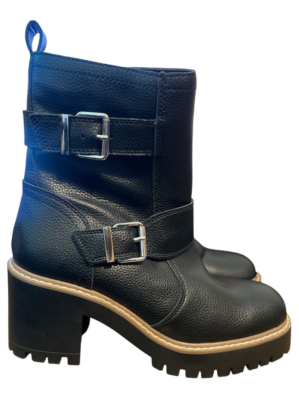 Like NEW Bando Waterproof Black Buckle Boots